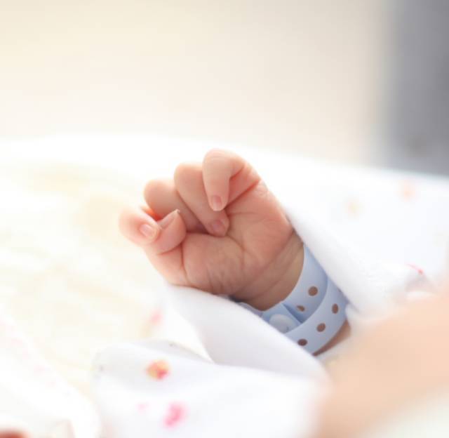 人绒毛膜促性腺激素  测试纸多久能测出怀孕